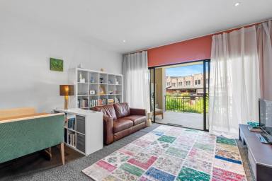 Unit For Sale - WA - Subiaco - 6008 - Contemporary 2-Bedroom Apartment (Image 2)