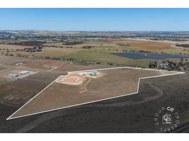 Acreage/Semi-rural For Sale - SA - Mannum - 5238 - Quite Possibly the Perfect Recreational Lifestyle Property  (Image 2)