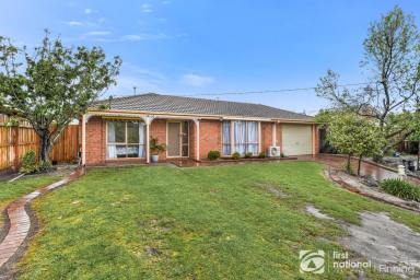 House For Sale - VIC - Cranbourne North - 3977 - Invest or Move In – You Can't Go Wrong! (Image 2)