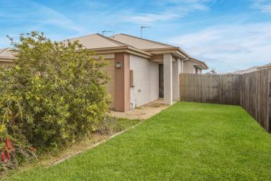Duplex/Semi-detached Sold - QLD - Cambooya - 4358 - Sold Off-Market – 27 Weebah Place, Cambooya  (Image 2)