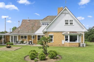 House For Sale - VIC - Mortlake - 3272 - 'MORTLAKE MANOR' - GRAND HISTORICAL RESIDENCE (Image 2)