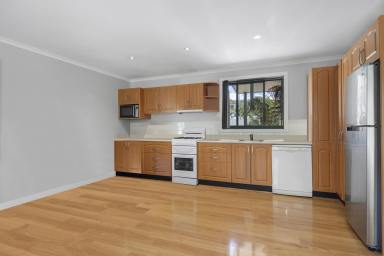 House For Sale - NSW - Lithgow - 2790 - Spacious Brick Home Offering Comfort and Convenience (Image 2)