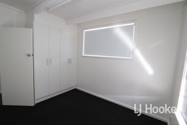 Apartment For Lease - NSW - Inverell - 2360 - Modern Unit in Quiet Complex on Ross Hill  (Image 2)