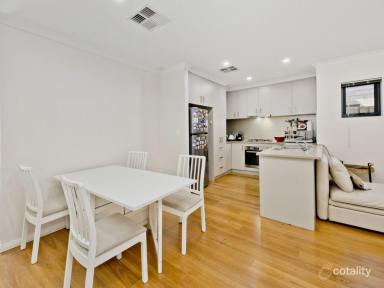 House For Sale - WA - Nollamara - 6061 - Modern comfort, quality finishes, and an ultra-convenient lifestyle  (Image 2)