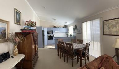 Retirement For Sale - QLD - Deception Bay - 4508 - Elegant North Facing 3 Bedroom Villa in Over 50’s Coastal Palm Lake Resort (Image 2)