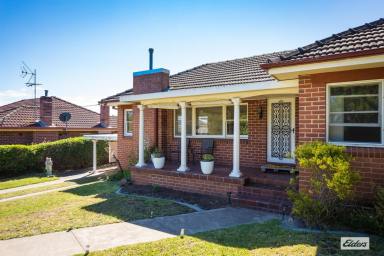 House For Sale - NSW - Bega - 2550 - Classic Double-Brick Home in a Prime Bega Location (Image 2)