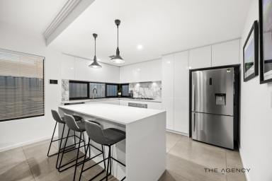 House For Sale - WA - Cloverdale - 6105 - A Modern Home Designed for Real Life (Image 2)