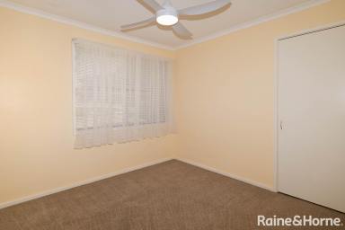 House For Lease - NSW - Forest Hill - 2651 - CHARMING 3-BEDROOM HOME WITH ESTABLISHED GARDENS (Image 2)