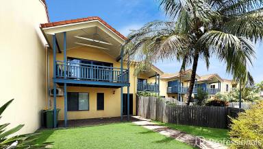 Townhouse For Sale - QLD - Dolphin Heads - 4740 - Where Life Feels Like a Holiday - Every Day  (Image 2)