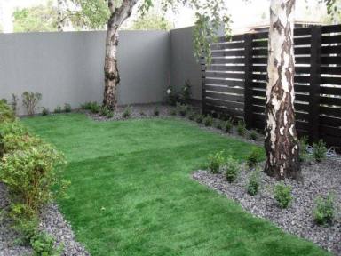 Unit For Lease - VIC - Windsor - 3181 - 2 BEDROOM FURNISHED GROUND FLOOR APARTMENT WITH GARDEN & COURTYARD (Image 2)