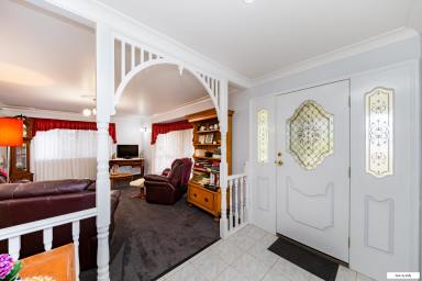 Lifestyle For Sale - QLD - Wondai - 4606 - Immaculate Brick Home on 2.5 Acres  (Image 2)