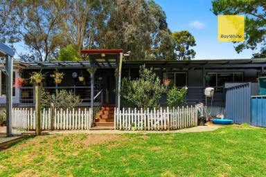 House For Sale - WA - Bridgetown - 6255 - Enchanting Cottage Retreat on the Fringe of Bridgetown (Image 2)