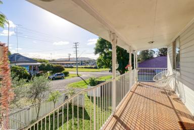 House For Sale - NSW - Kyogle - 2474 - Bright & Spacious Home (Image 2)