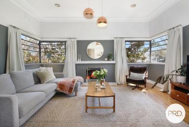 House For Lease - NSW - Albury - 2640 - IMMACULATE THREE BEDROOM HOME ! (Image 2)