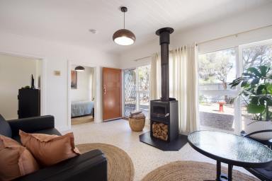 House For Sale - SA - Port Germein - 5495 - PEACEFUL, COASTAL HIDEAWAY (Image 2)