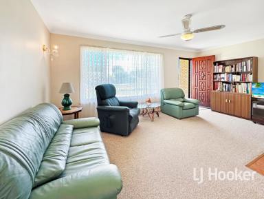 House For Sale - NSW - Inverell - 2360 - Neat, Low-Maintenance Living in a Great Location (Image 2)