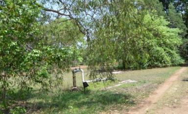 House For Sale - NT - Lambells Lagoon - 0822 - Tropical Treat  (Image 2)