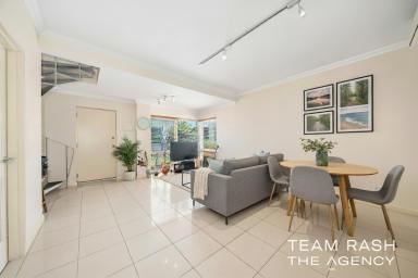 Townhouse For Sale - WA - Belmont - 6104 - Town house with River & City Views (Image 2)