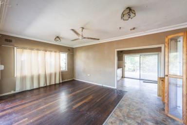 House Auction - NSW - Grafton - 2460 - ATTENTION RENOVATORS - VALUE PACKED PROJECT OPPORTUNITY  (Image 2)