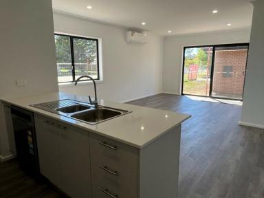 House Sold - VIC - Bairnsdale - 3875 - BRAND NEW HOME  (Image 2)