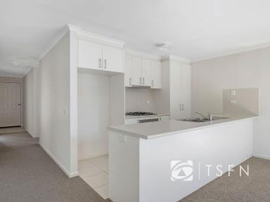 Unit For Sale - VIC - White Hills - 3550 - Immaculate Low-Maintenance Living in Prime White Hills Location  (Image 2)