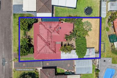 House For Sale - NSW - Raymond Terrace - 2324 - PERFECT STARTER HOME! (Image 2)