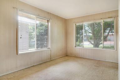 House For Lease - QLD - East Toowoomba - 4350 - Spacious Family Living in Sought-After East Toowoomba (Image 2)