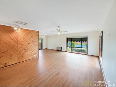 House For Lease - VIC - Horsham - 3400 - Horsham West – Spacious Family Living (Image 2)