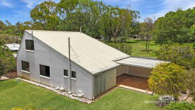 House For Sale - QLD - Mareeba - 4880 - CHARM, CHARACTER & PRACTICAL LIVING  (Image 2)