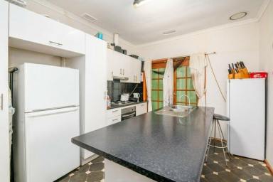 House For Sale - VIC - Shepparton - 3630 - INVESTMENT OPPORTUNITY AWAITS YOU!  (Image 2)