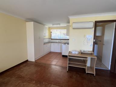 Unit For Lease - NSW - Quirindi - 2343 - Unit 2/21 Dewhurst St, Quirindi - $210 per week  (Image 2)