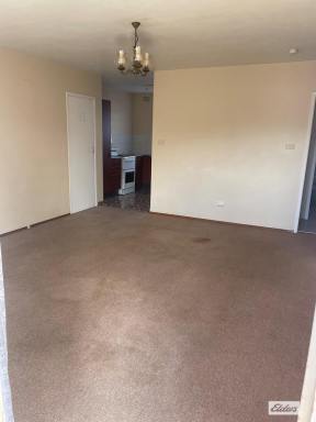 Unit For Lease - NSW - Wollongong - 2500 - Large 2 bedroom CBD apartment  (Image 2)