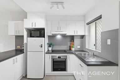 Apartment For Sale - WA - Rivervale - 6103 - Stylish Apartment with Breathtaking Views! (Image 2)