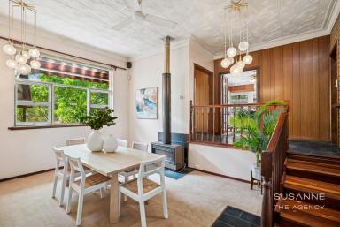 House For Sale - WA - Gooseberry Hill - 6076 - Parke Road Mid-Century Classic (Image 2)