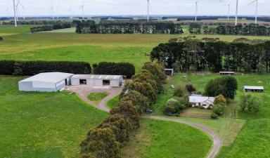 Mixed Farming For Sale - VIC - Woolsthorpe - 3276 - OUTSTANDING VERSATILITY – INVESTMENT OPPORTUNITY (Image 2)