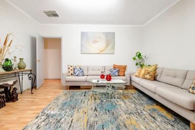 House For Sale - VIC - Mildura - 3500 - Charming Family Home with Space and Potential (Image 2)