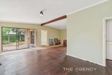 House For Sale - WA - Dianella - 6059 - Groovy Baby — A 60s Renovator with Granny Flat Potential!  (Image 2)