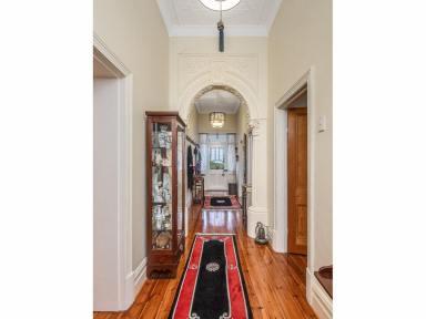 Acreage/Semi-rural For Sale - SA - Palmer - 5237 - "Valley Springs" is one of the greatest homes in the area  (Image 2)