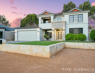House For Sale - WA - Canning Vale - 6155 - Stunning Livingston Park Family home!!! (Image 2)