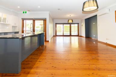 House For Lease - NSW - Turvey Park - 2650 - BEAUTIFUL FAMILY HOME WITH CHARM  (Image 2)