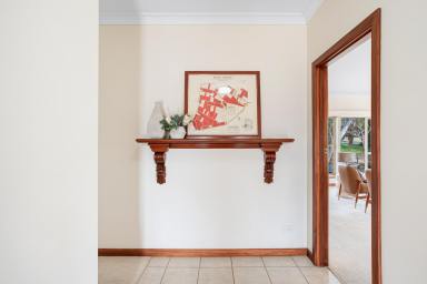 House For Sale - SA - Naracoorte - 5271 - Versatile living in a peaceful court location overlooking Naracoorte Creek  (Image 2)