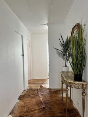 Flat For Lease - VIC - Frankston North - 3200 - Private Room, Security lock, Bills Included  (Image 2)