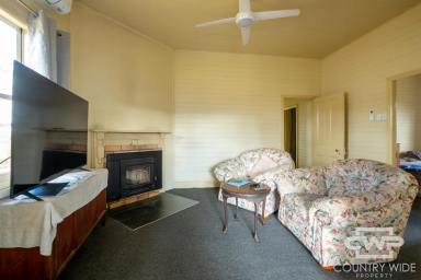 House Leased - NSW - Glen Innes - 2370 - Leased by Country Wide Property Glen Innes! (Image 2)