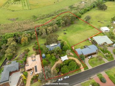 House For Sale - VIC - Wy Yung - 3875 - FIRST TIME ON MARKET, RURAL LIVING IN TOWN  (Image 2)