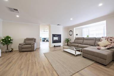 House For Lease - NSW - Dubbo - 2830 - Renovated Four Bedroom Home with Pool  (Image 2)