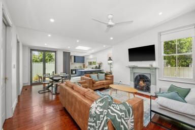 House For Sale - VIC - Bendigo - 3550 - The picket-fence dream — a blue-chip cottage renovated to perfection (Image 2)