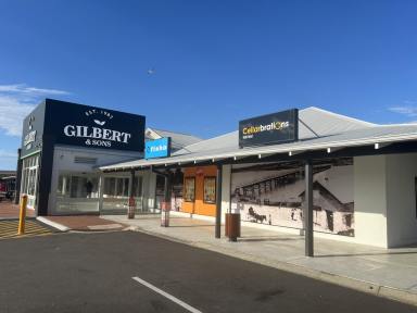 House Sold - WA - Halls Head - 6210 - PEELWOOD SPECIAL!!! (Image 2)