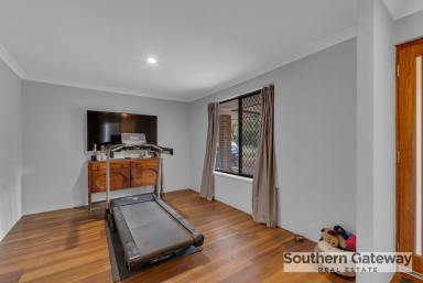 House For Lease - WA - Wellard - 6170 - 3 by 1 on a large Leafy Block (Image 2)