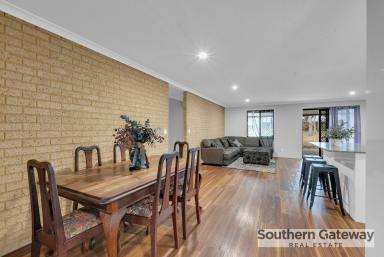 House For Lease - WA - Wellard - 6170 - 3 by 1 on a large Leafy Block (Image 2)