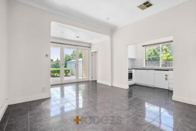 House Leased - VIC - Mentone - 3194 - Stylish Californian Looking Into The Sun  (Image 2)